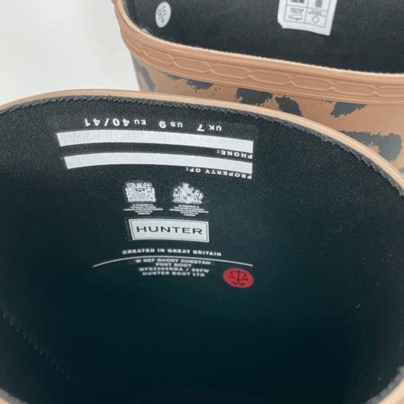 Hunter Short Brown Cheetah Print Boots‎ - Picture 4 of 7